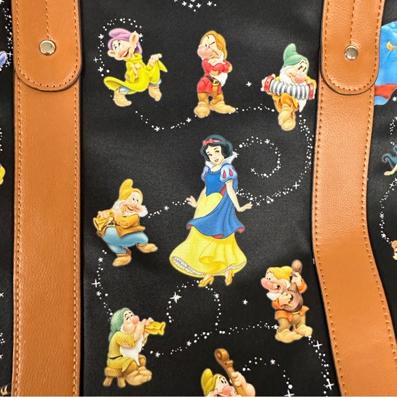New Bradford Exchange Disney Large Tote Bag - Picture 7 of 16